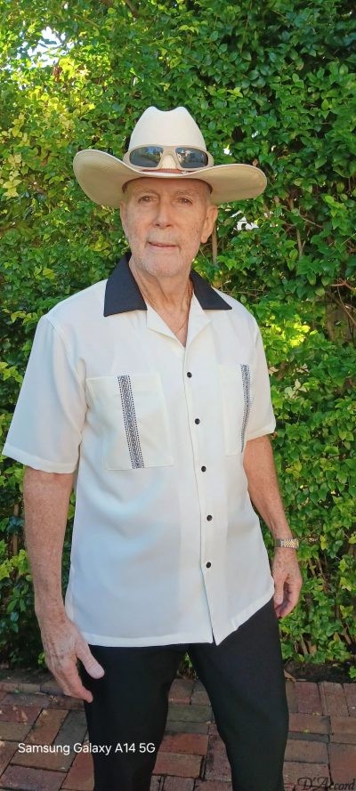 Men's Two Tone Retro Cuban Collar Casual Shirt Black/Ivory Embroidered D'Accord 5975